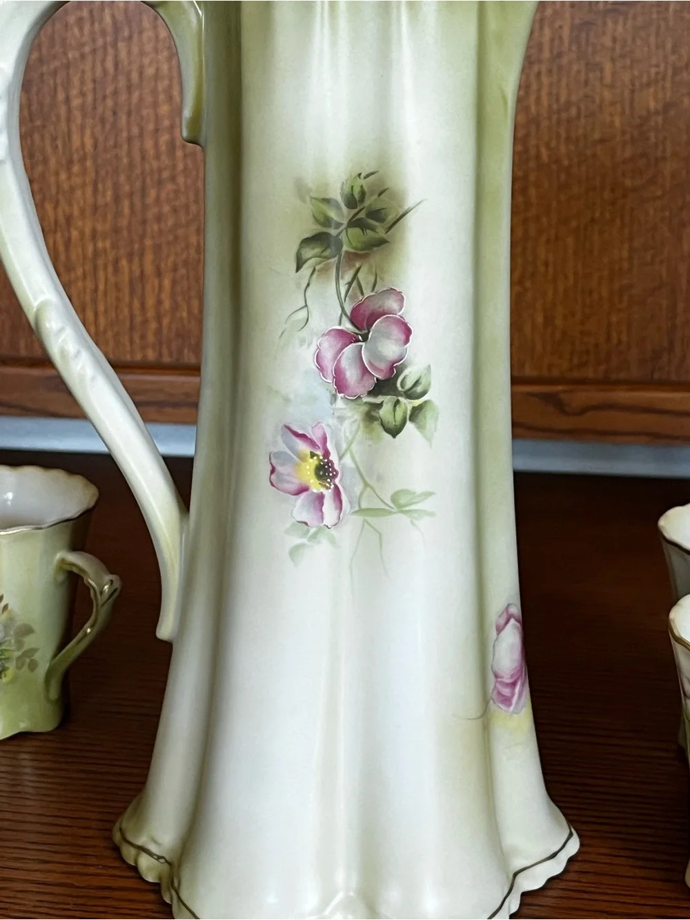 ANTIQUE Nippon Hand-Painted Chocolate Pot 4 cups Gold Gilding green chartreuse